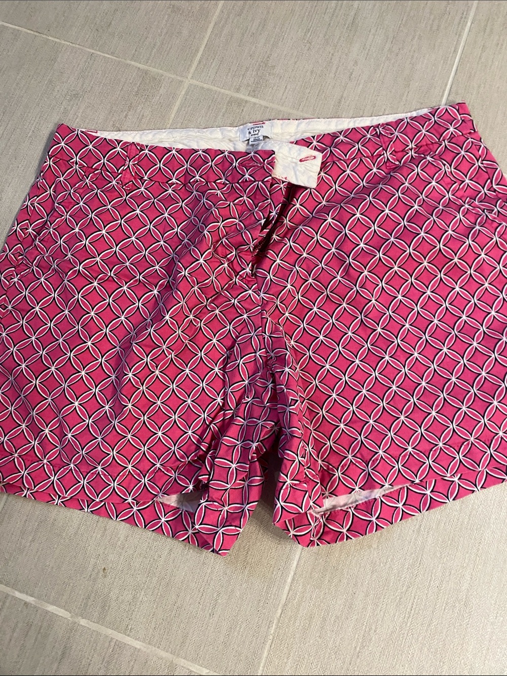crown & ivy Pink Geo-Print Women's Shorts